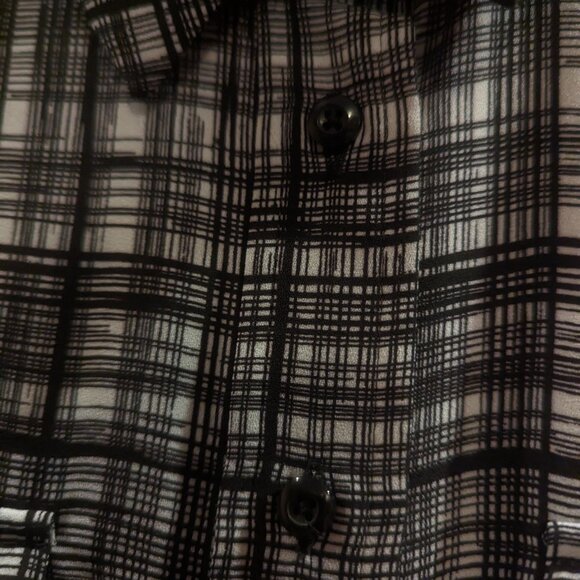 Olivia Investment Size Small (But more like a large) Black/White Blouse - Picture 3 of 14